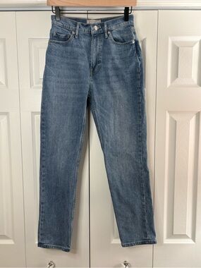 Women’s Everlane The Original Cheeky Jean in size 25 regular